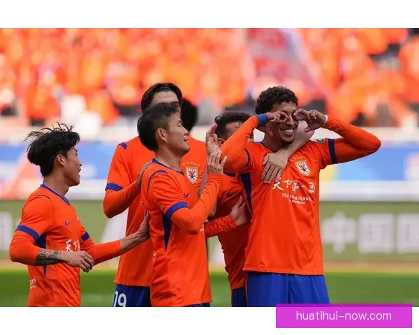 中超英博客场2-1逆转泰山 马莱莱双响瓦科建功助队连胜